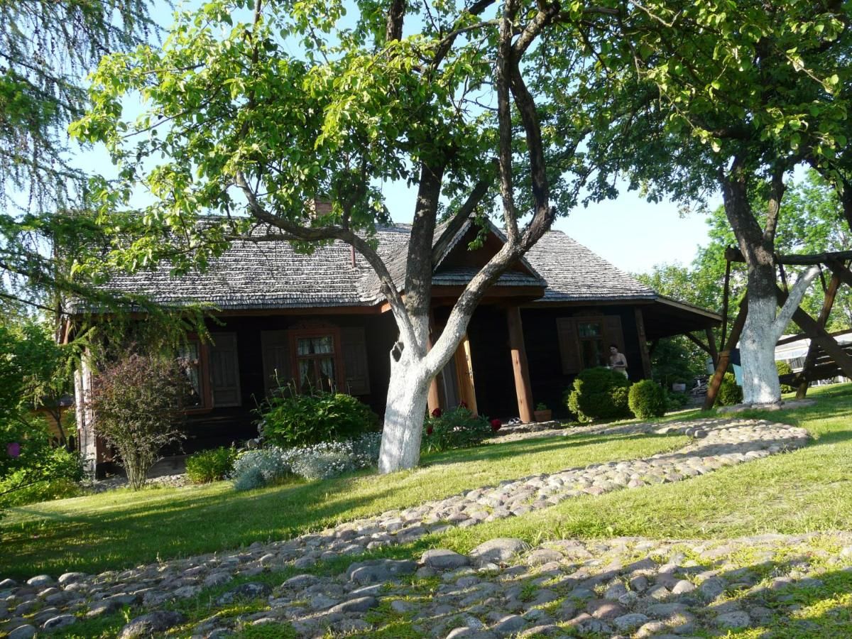 Фермерские дома Urokliwa Chata blisko Białowieży Ogrodniki-34