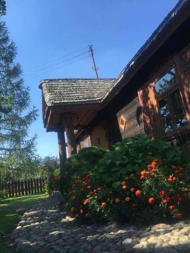Фермерские дома Urokliwa Chata blisko Białowieży Ogrodniki-21